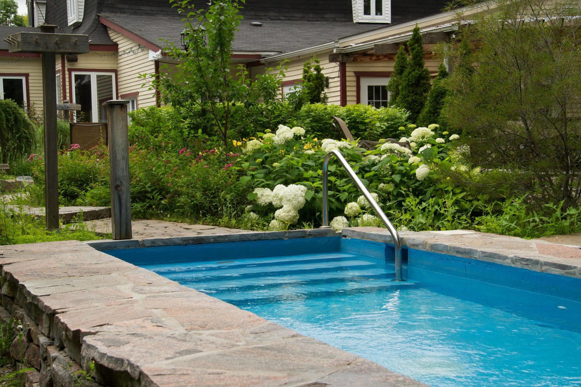 Relais St-Denis Otel Saint-Sauveur-des-Monts Dış mekan fotoğraf